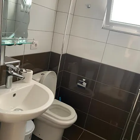 Vila Dasho Apartment Sarande