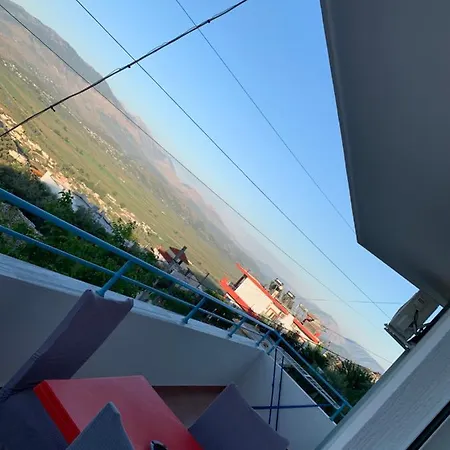 Vila Dasho Sarande